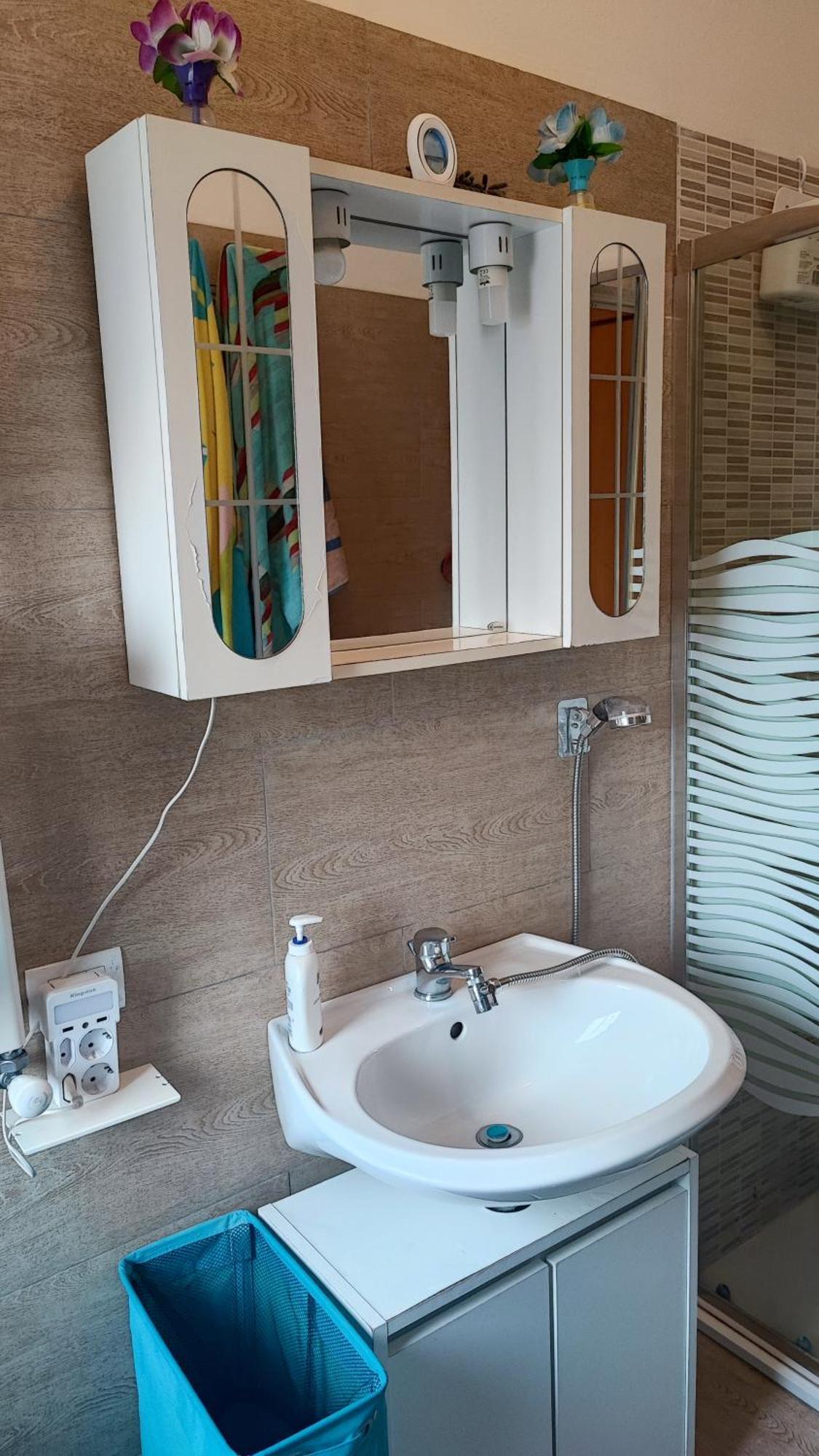 Airbnb Ferentella Homestay